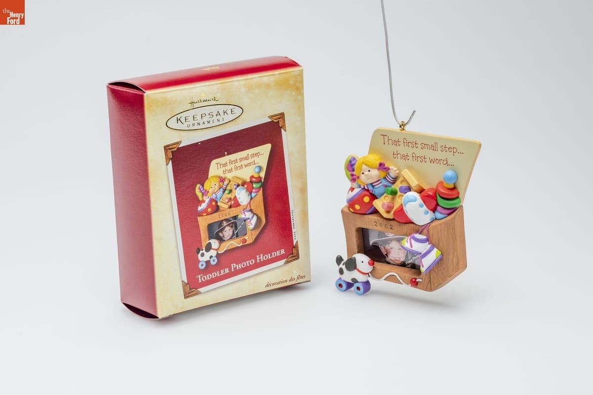 Hallmark "Toddler Photo Holder" Christmas Ornament, 2002