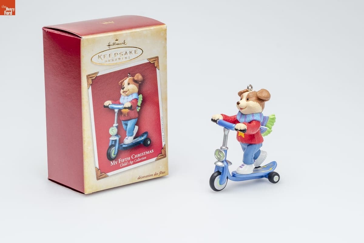 Hallmark "Child's Age Collection: My Fifth Christmas" Christmas Ornament, 2004
