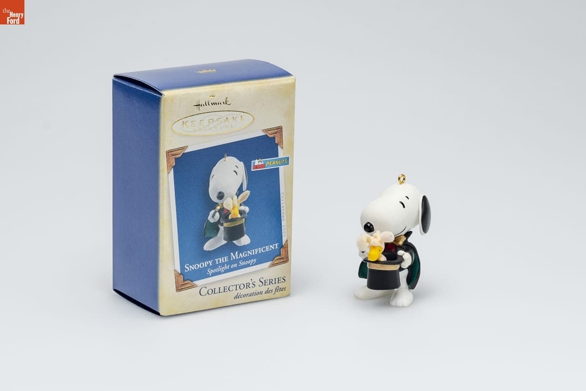 Hallmark "Spotlight on Snoopy Series: Snoopy the Magnificent" Christmas Ornament, 2005