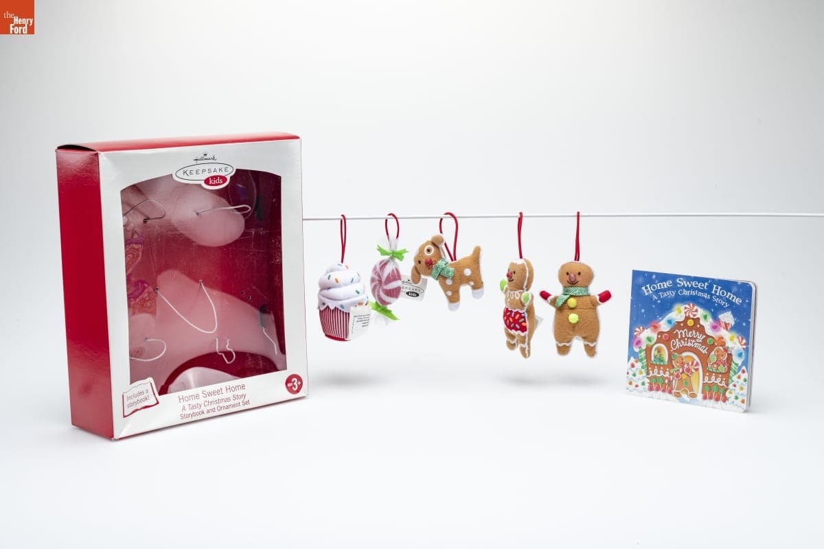 Hallmark "Home Sweet Home: A Tasty Christmas Story" Storybook and Christmas Ornament Set, 2006
