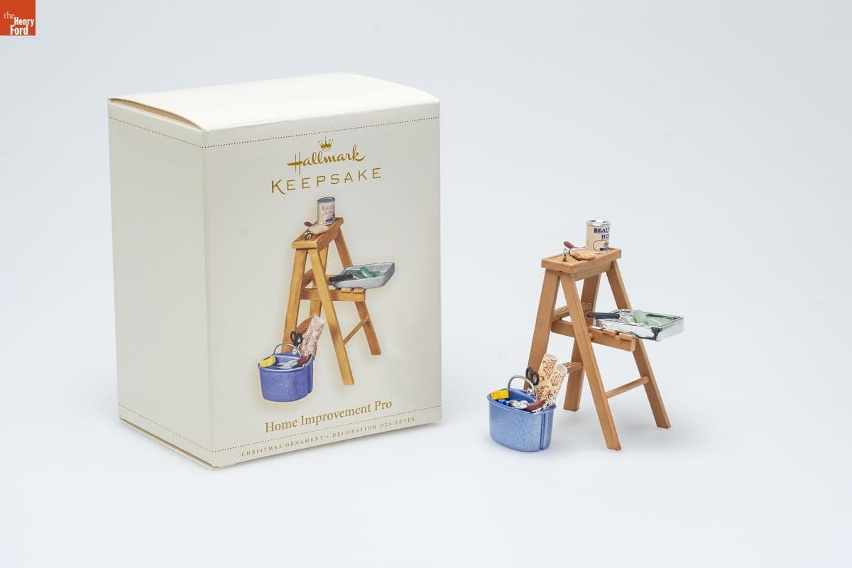 Hallmark "Home Improvement Pro" Christmas Ornament, 2006