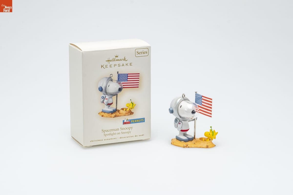Hallmark "Spotlight on Snoopy Series: Spaceman Snoopy" Christmas Ornament, 2007