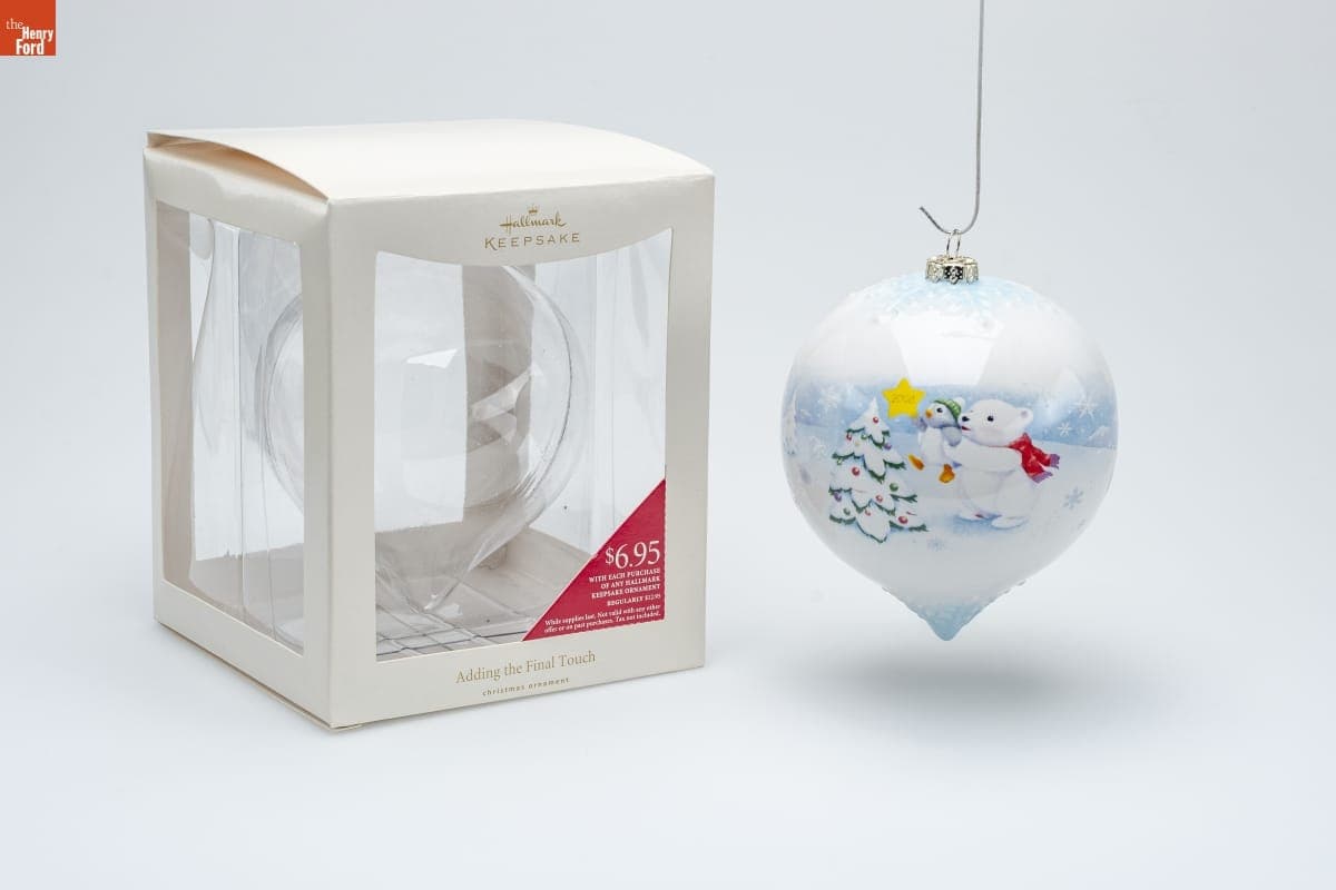 Hallmark "Adding the Final Touch" Christmas Ornament, 2008