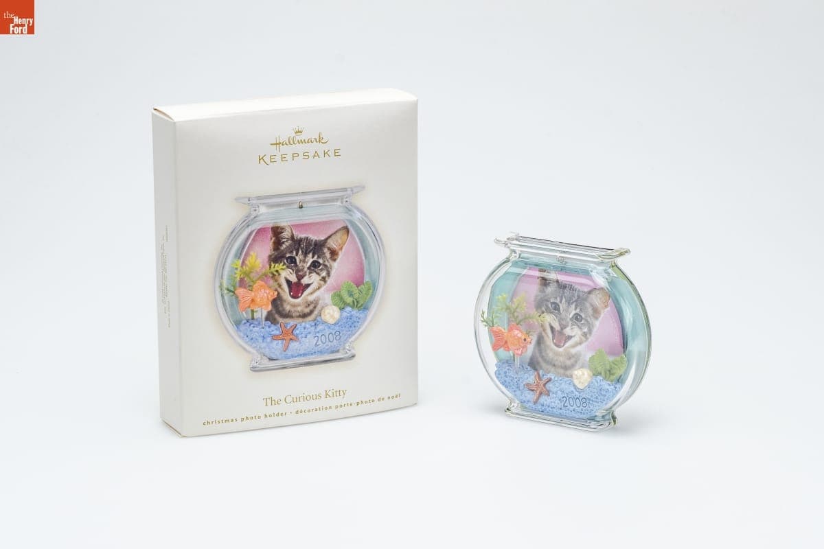 Hallmark "The Curious Kitty Photo Holder" Christmas Ornament, 2008