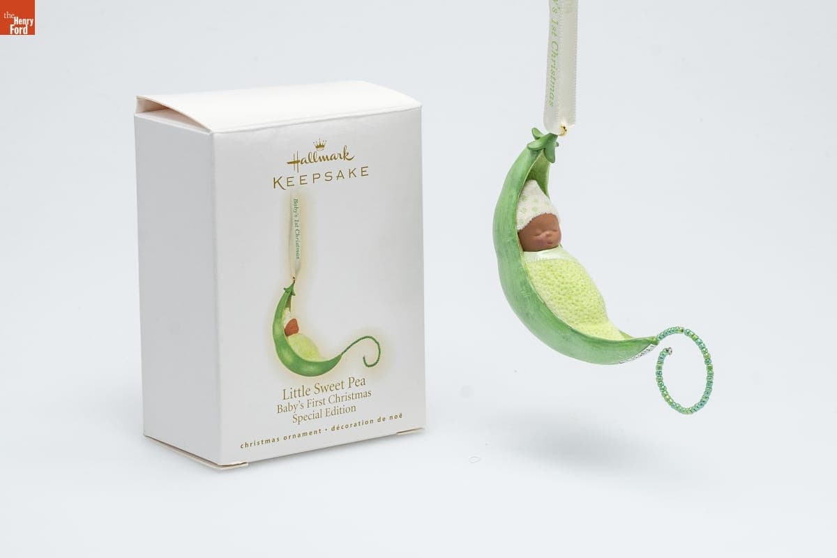 Hallmark "Baby's First Christmas: Little Sweet Pea" Special Edition Christmas Ornament, 2009