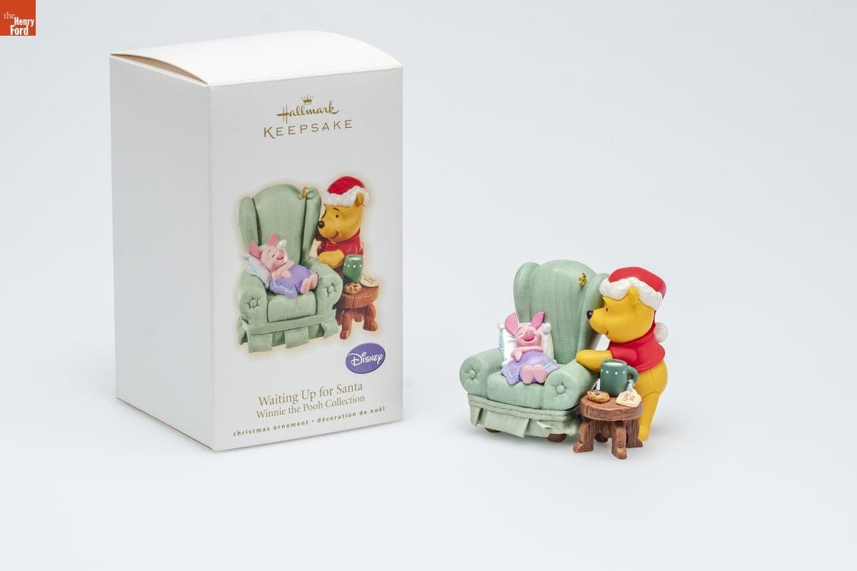 Hallmark "Winnie-the-Pooh Collection: Waiting Up for Santa" Christmas Ornament, 2009