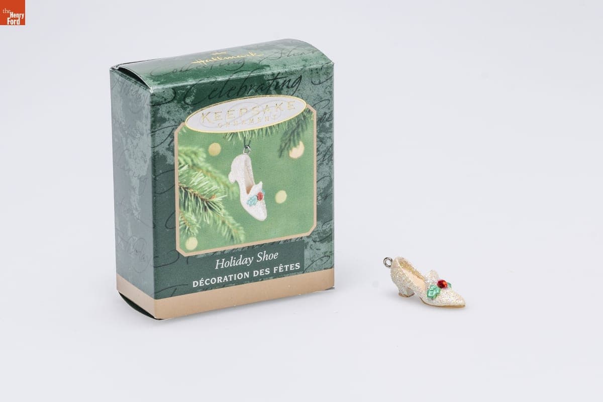 Hallmark "Holiday Shoe" Miniature Christmas Ornament, 2001