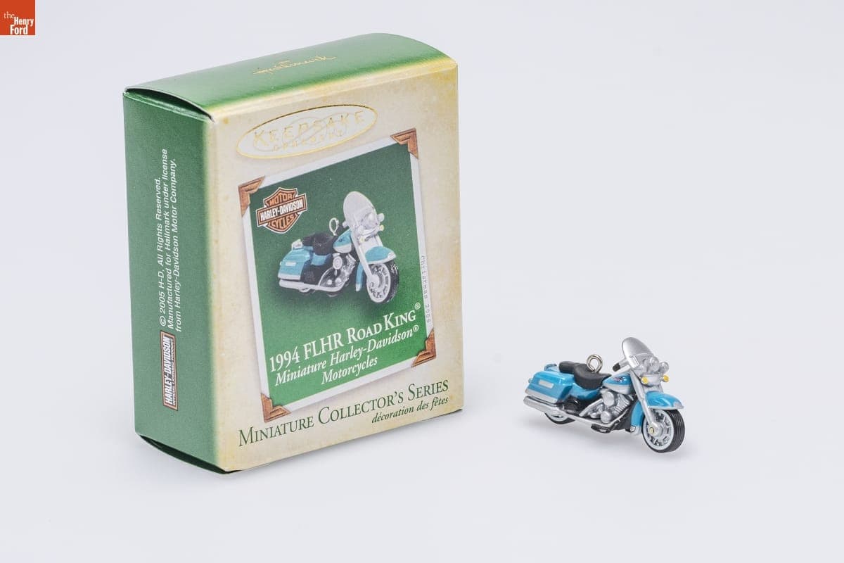 Hallmark "Miniature Harley-Davidson Motorcycles Series: 1994 FLHR Road King" Miniature Christmas Ornament, 2005