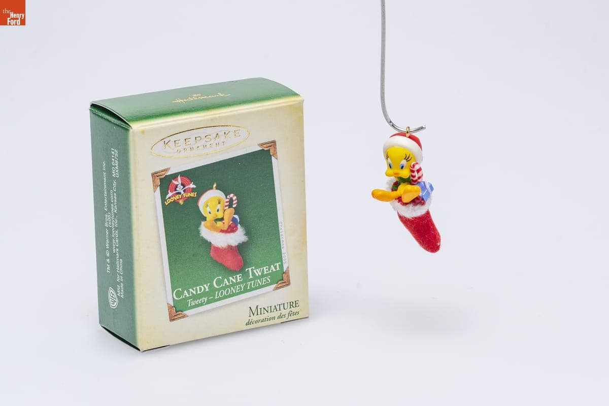 Hallmark "LOONEY TUNES Tweety: Candy Cane Tweat" Miniature Christmas Ornament, 2005