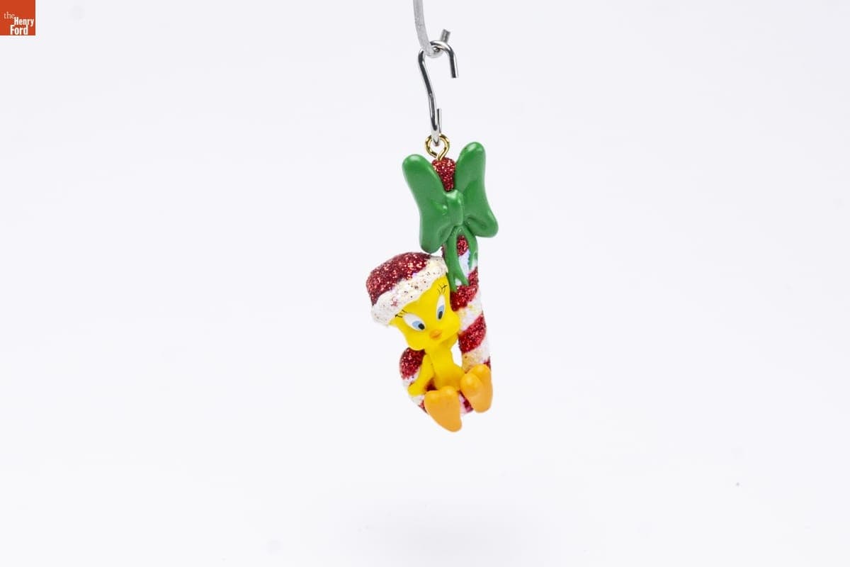 Hallmark "LOONEY TUNES: A Sweet for Tweety" Miniature Christmas Ornament, 2003