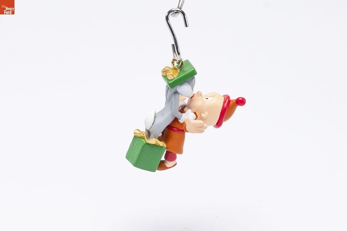 Hallmark "LOONEY TUNES: Bugs Bunny and Elmer Fudd" Miniature Christmas Ornament, 2000