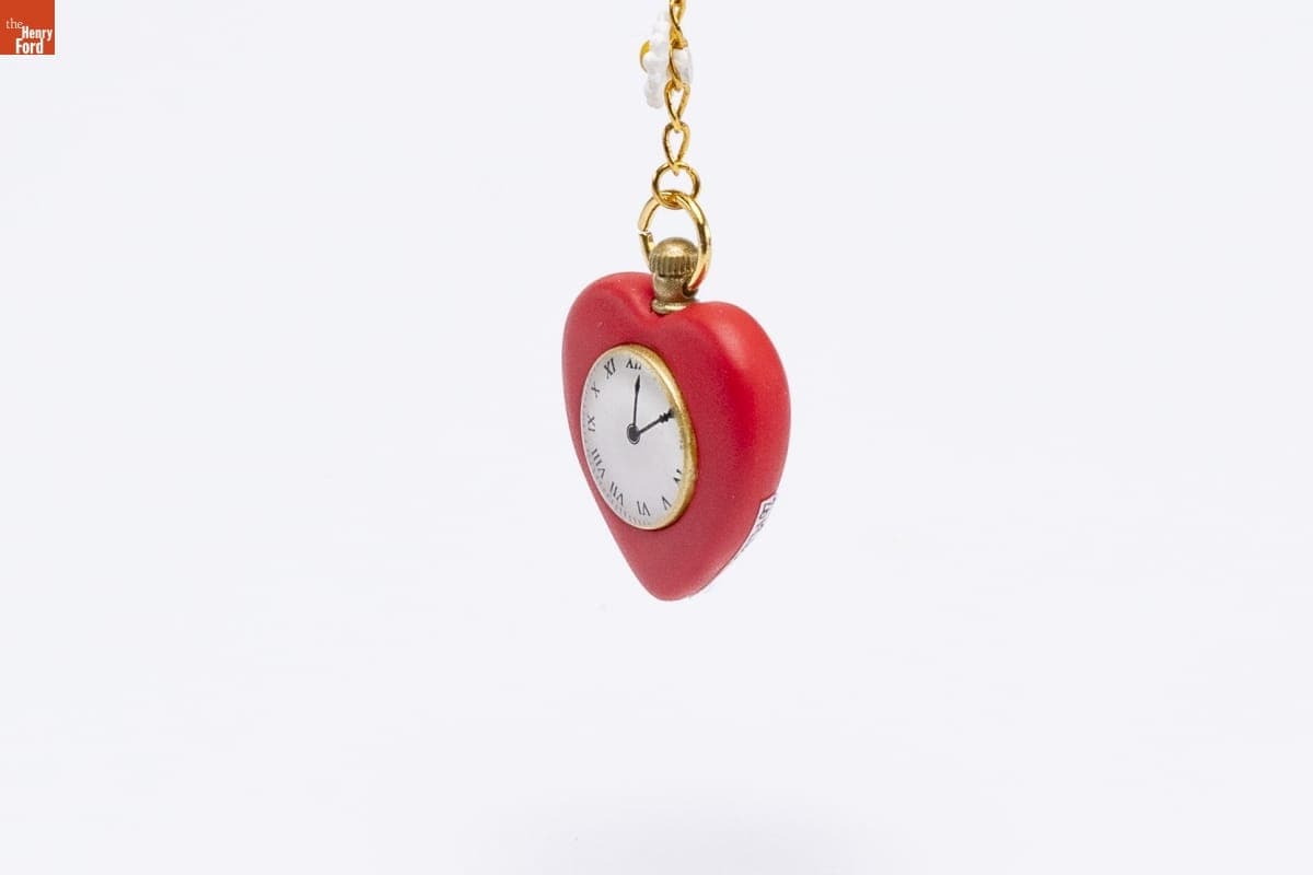 Hallmark "The Wonders of Oz Series: The Tin Man's Heart" Miniature Christmas Ornament, 2000