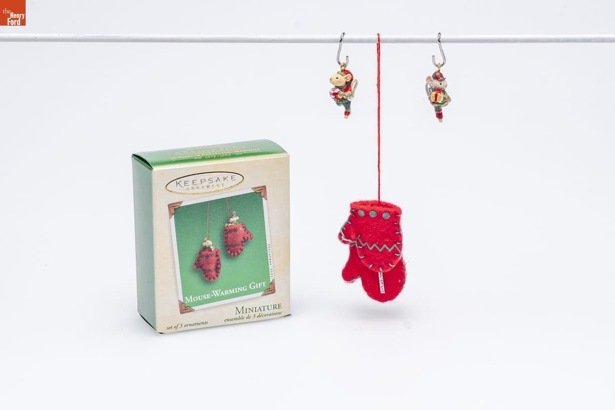 Hallmark "Mouse Warming Gift" Miniature Christmas Ornaments, 2003