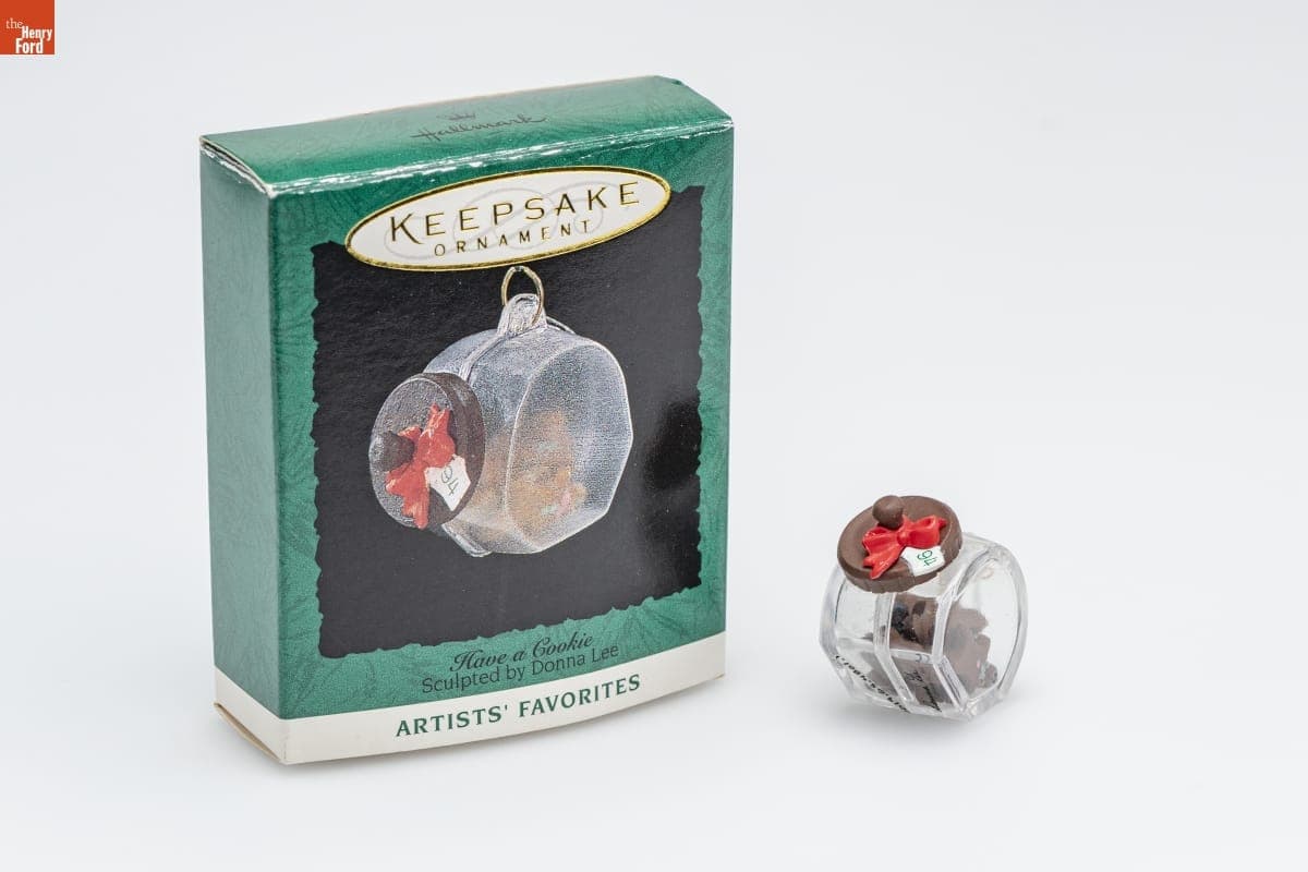 Hallmark "Artists' Favorites: Have a Cookie" Miniature Christmas Ornament, 1994
