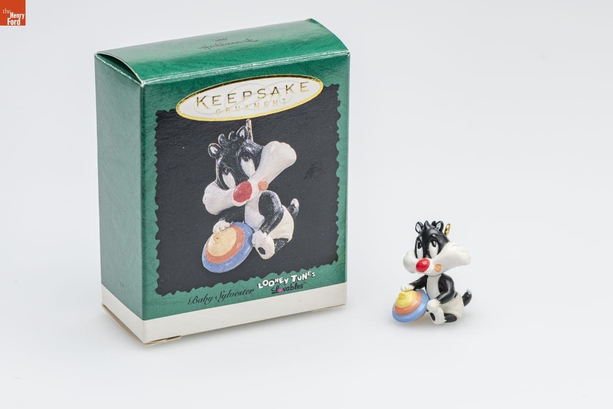 Hallmark "LOONEY TUNES Lovables: Baby Sylvester" Miniature Christmas Ornament, 1996