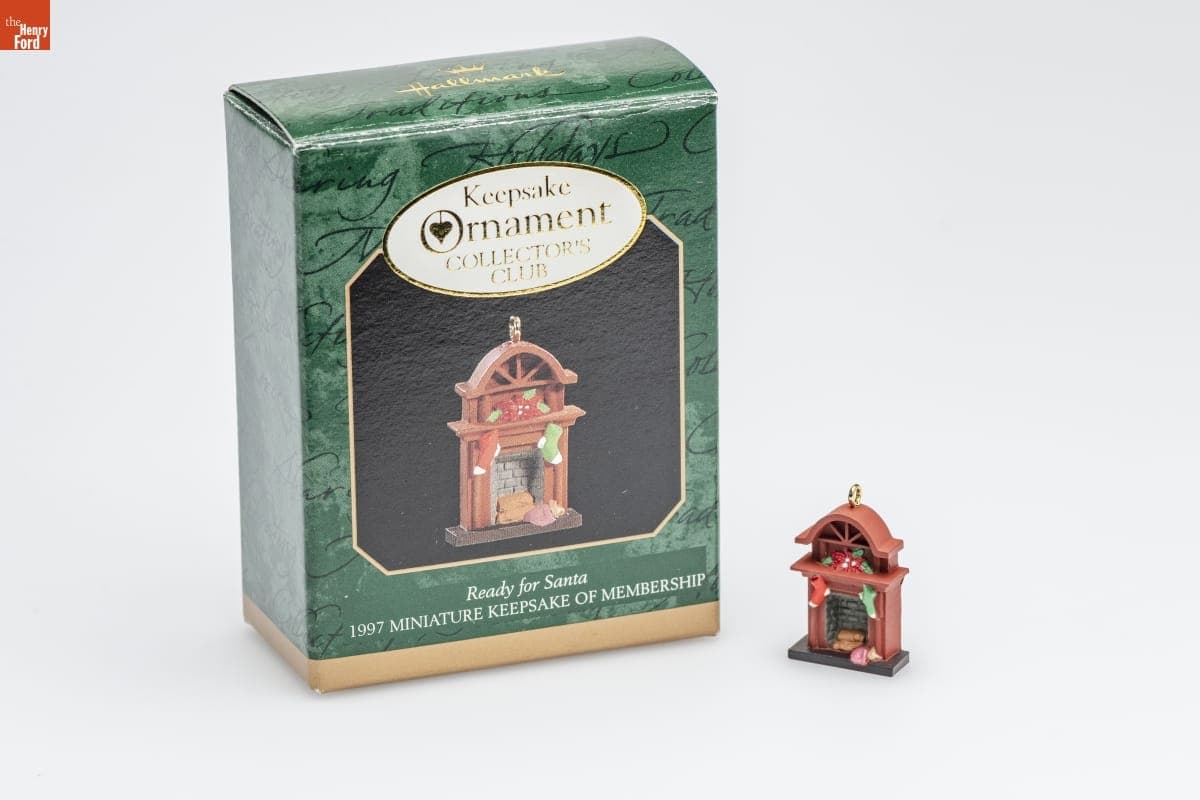 Hallmark "1997 Miniature Keepsake of Membership: Ready for Santa" Collector's Club Miniature Ornament