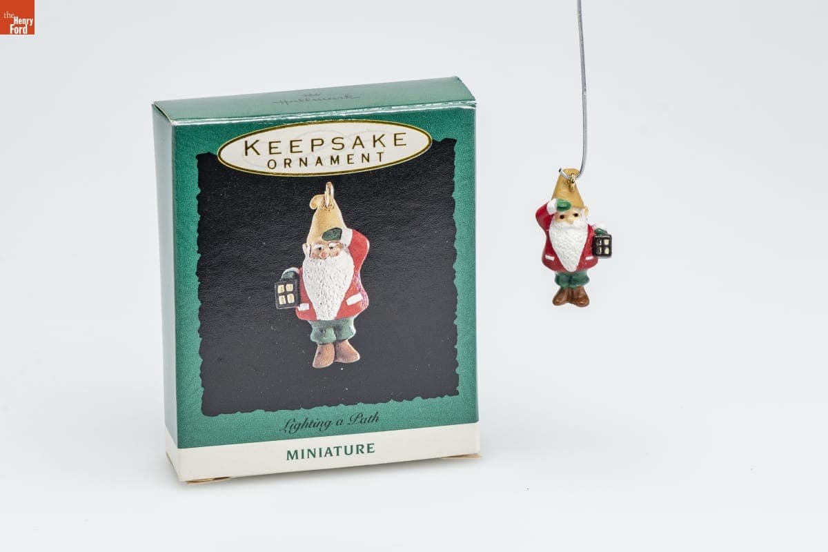 Hallmark "Lighting a Path" Miniature Christmas Ornament, 1993
