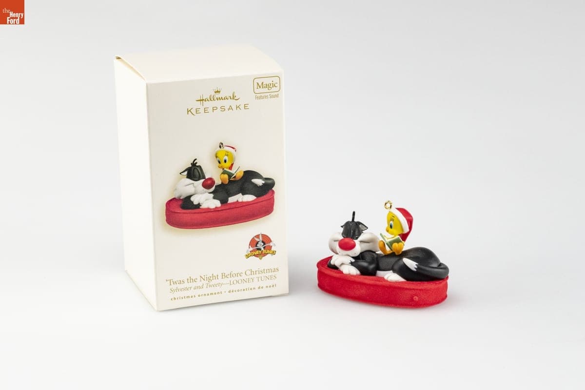 Hallmark "LOONEY TUNES Sylvester and Tweety: 'Twas the Night Before Christmas" Christmas Ornament, 2008
