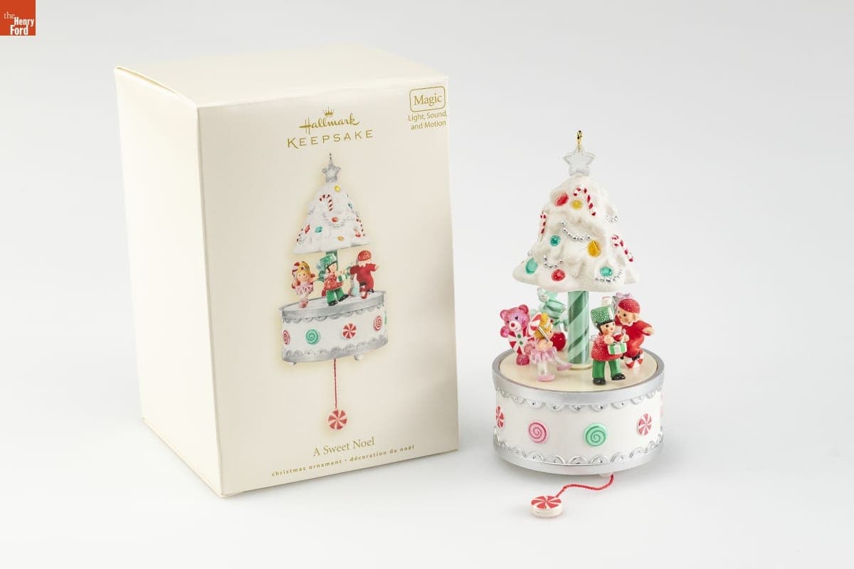 Hallmark "A Sweet Noel" Christmas Ornament, 2008