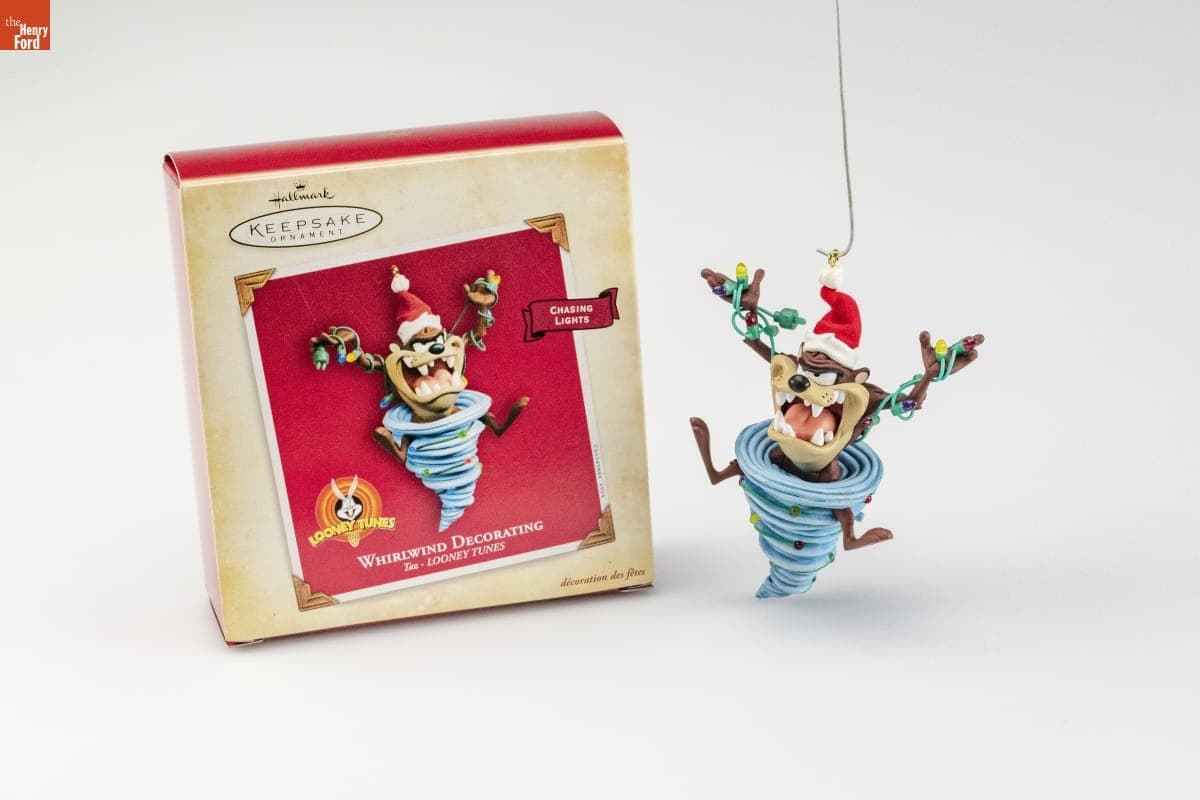 Hallmark "LOONEY TUNES Taz: Whirlwind Decorating" Christmas Ornament, 2004