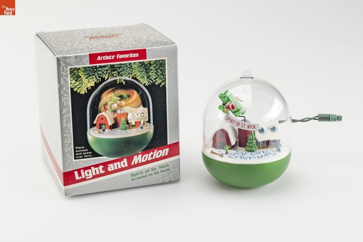 Hallmark "Artists' Favorites: Spirit of St. Nick" Christmas Ornament, 1989