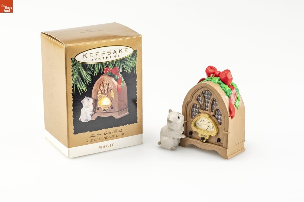 Hallmark "Radio News Flash" Christmas Ornament, 1993