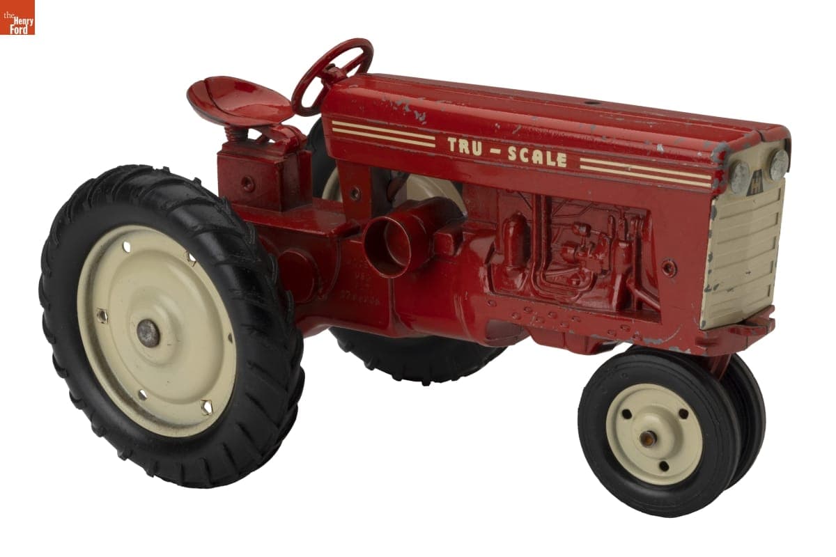T-401 Tru-Scale Toy Tractor, 1957-1964