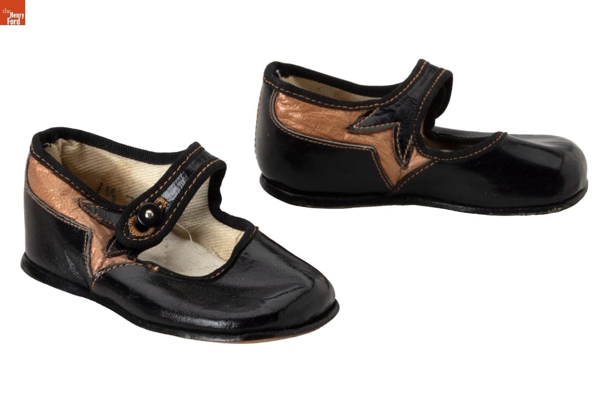 "Sinbac Healthy Fut" Children's Shoes, 1900-1920