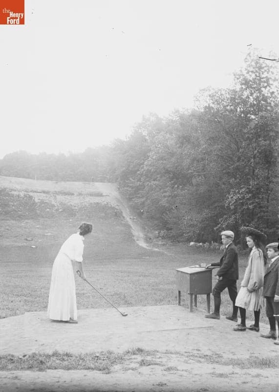Group at Tee in Forest Park, 1890-1915