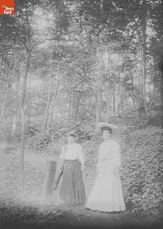 In Lover's Lane, Forest Park, 1890-1915