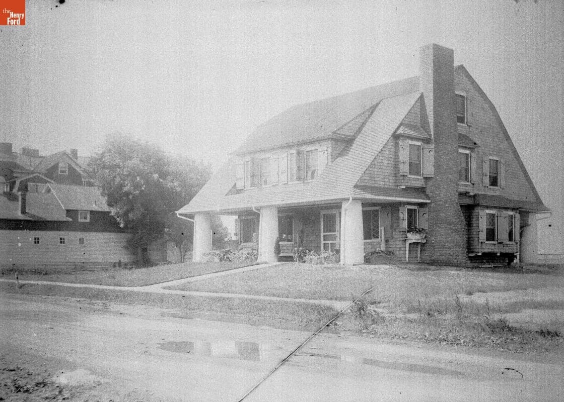 Ed. Mott's Bungalow, Far Rockaway, 1890-1915