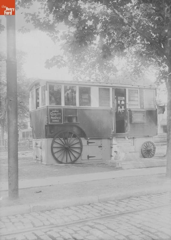 Freeport, Jolly Wagon Load "White House," 1890-1915