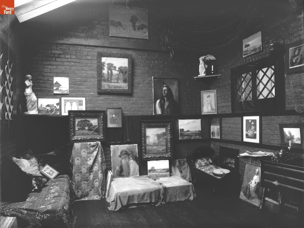 Studio. Miss L. Munger, 1890-1915