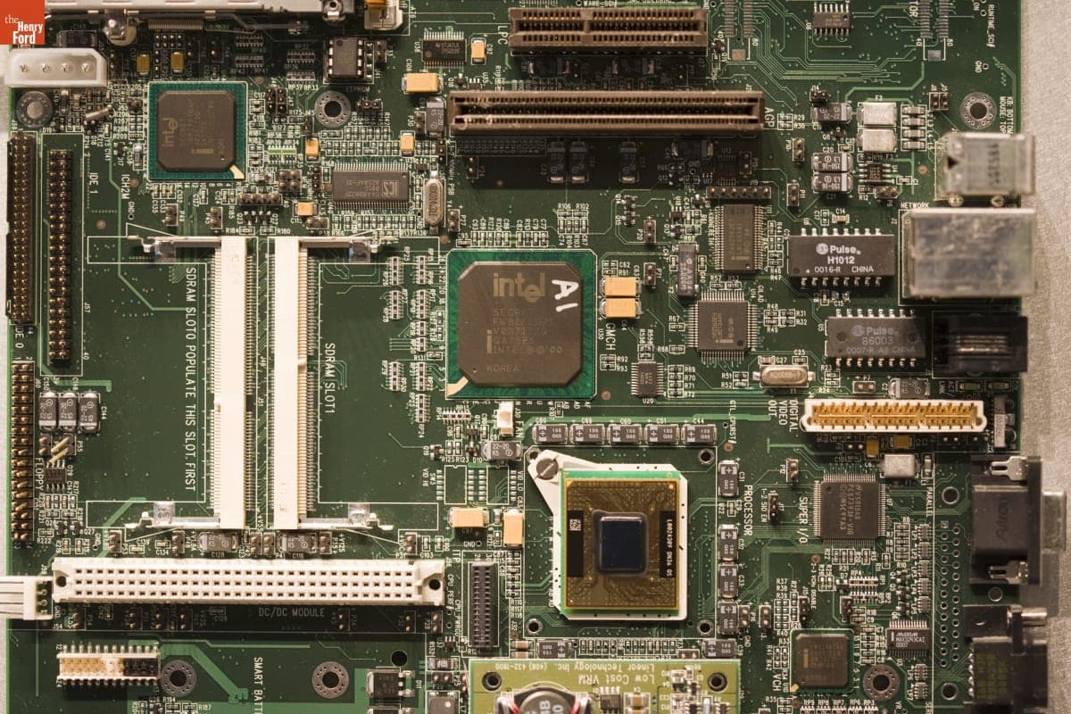 Oral History Interview with Gordon Moore, September 24, 2008--Photographs--Digital Images--Item 10