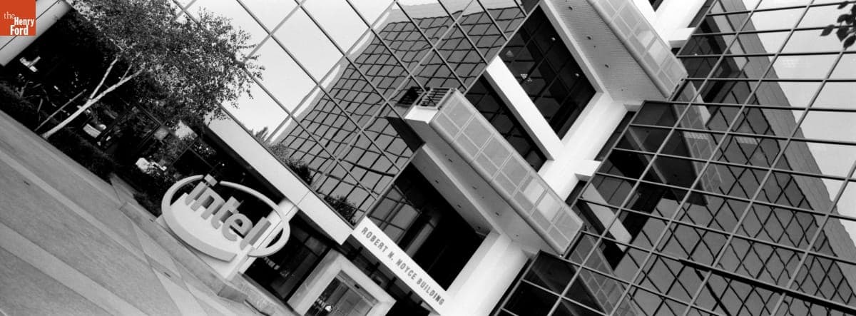 Oral History Interview with Gordon Moore, September 24, 2008--Photographs--Digital Images--Item 68