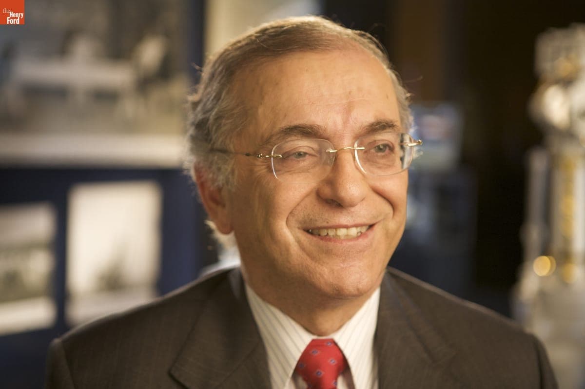 Oral History Interview with Charles Elachi, February 24, 2009--Photographs--Digital Images--Item 15