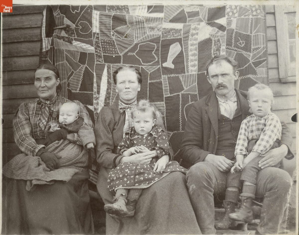 Zebulon and Ivora Davis with their Children Addie, Lida, and Cleoda, 1903-1904