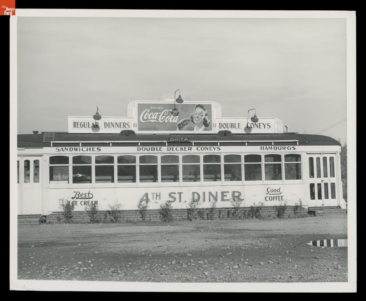 Deserted Diner near Syracuse, New York, October 1941