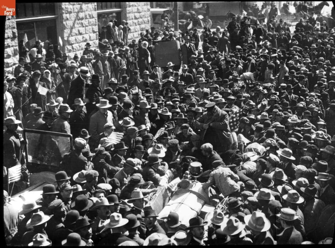 Arrival of the Thomas Flyer in Goldfield, Nevada, New York to Paris Race, 1908