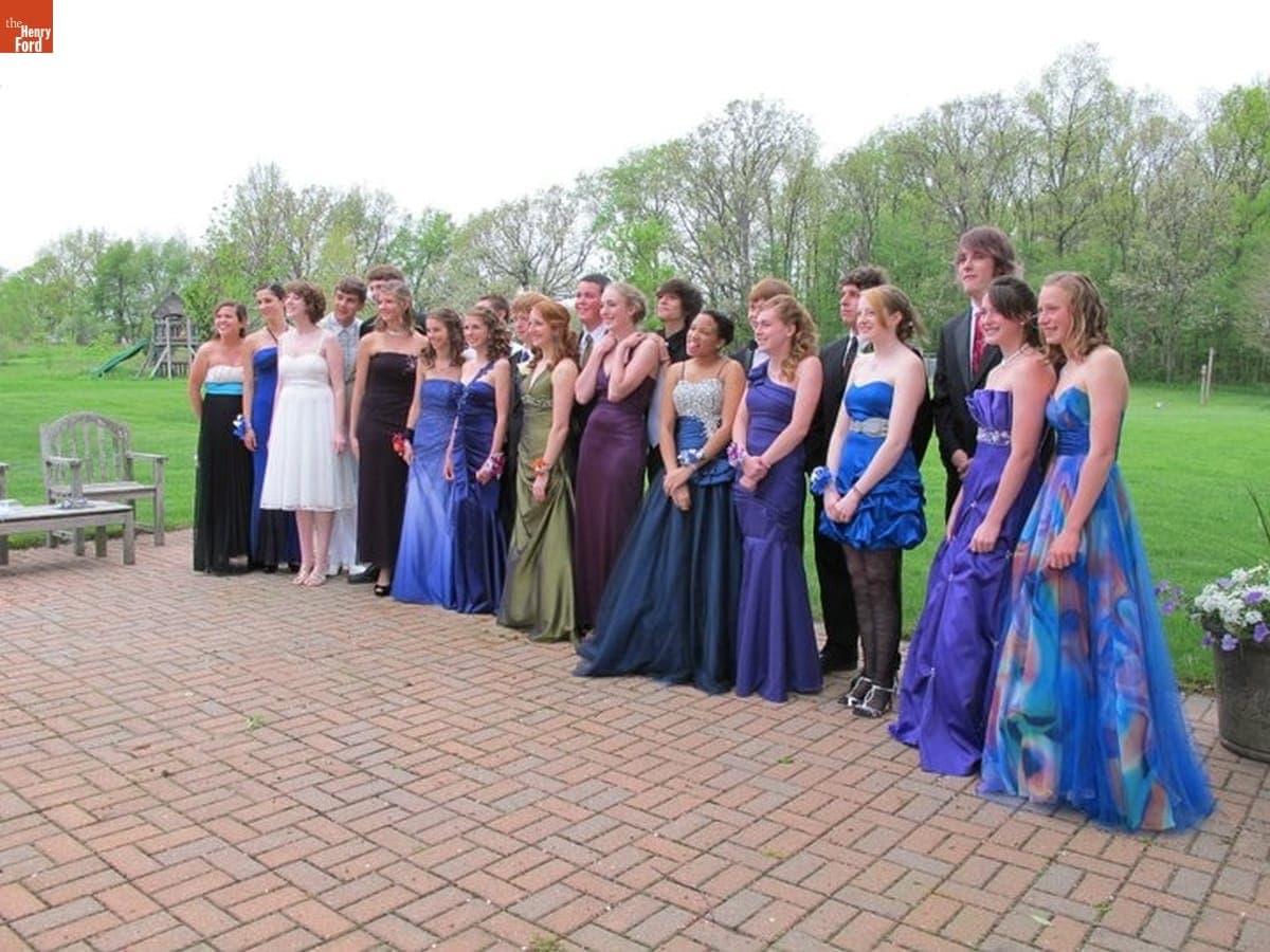 Kayla Chenault and her Friends before Prom at Dexter High School, May 2011
