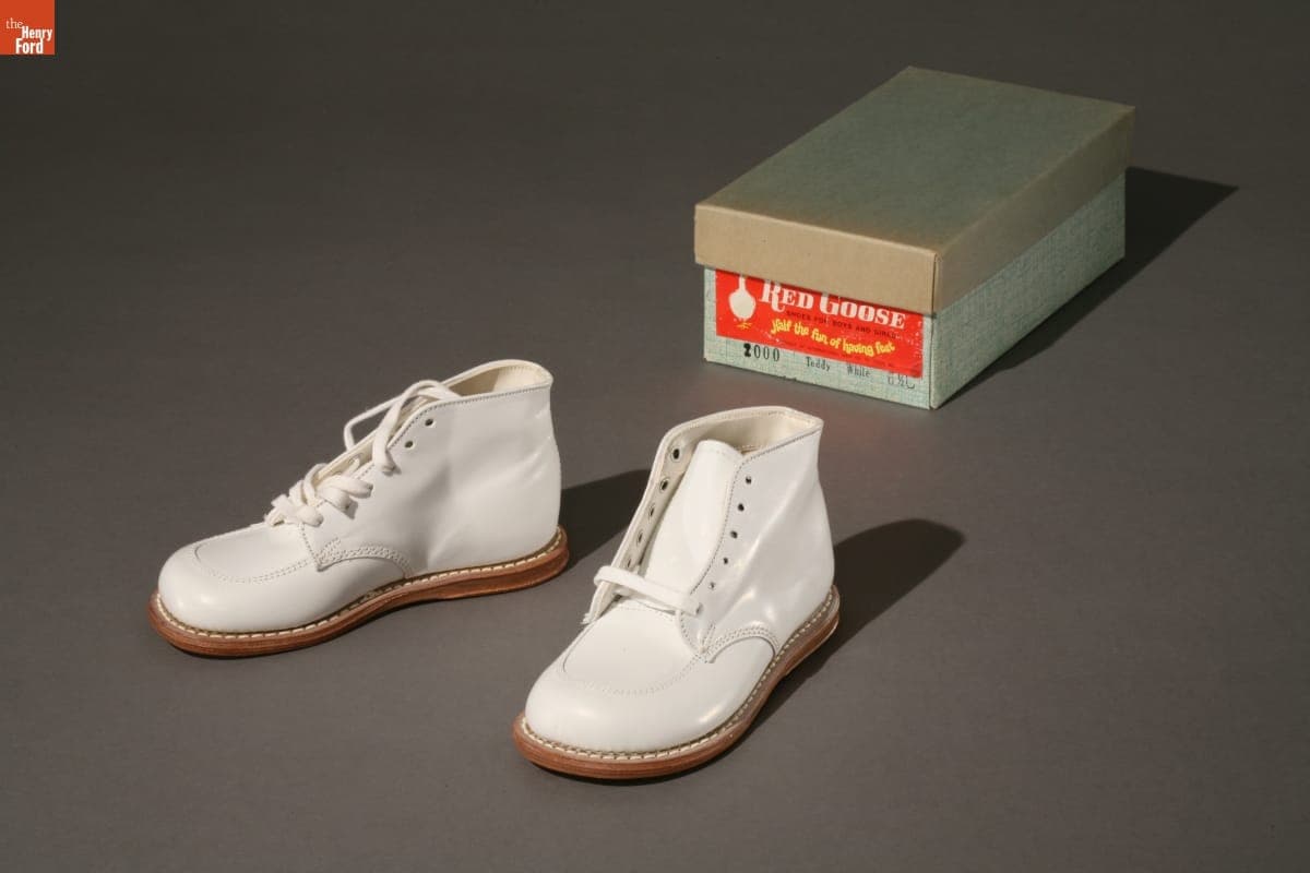 "Teddy" Baby Shoes, 1970-1980