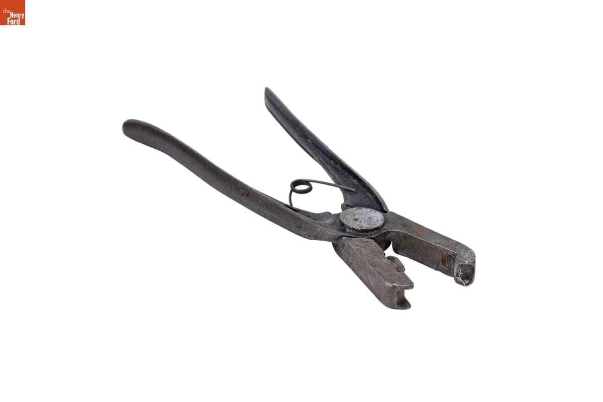 Ear Tag Pliers, circa 1920