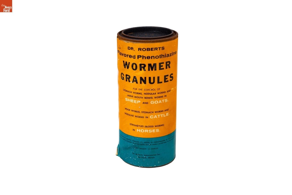 Canister of Wormer Granules