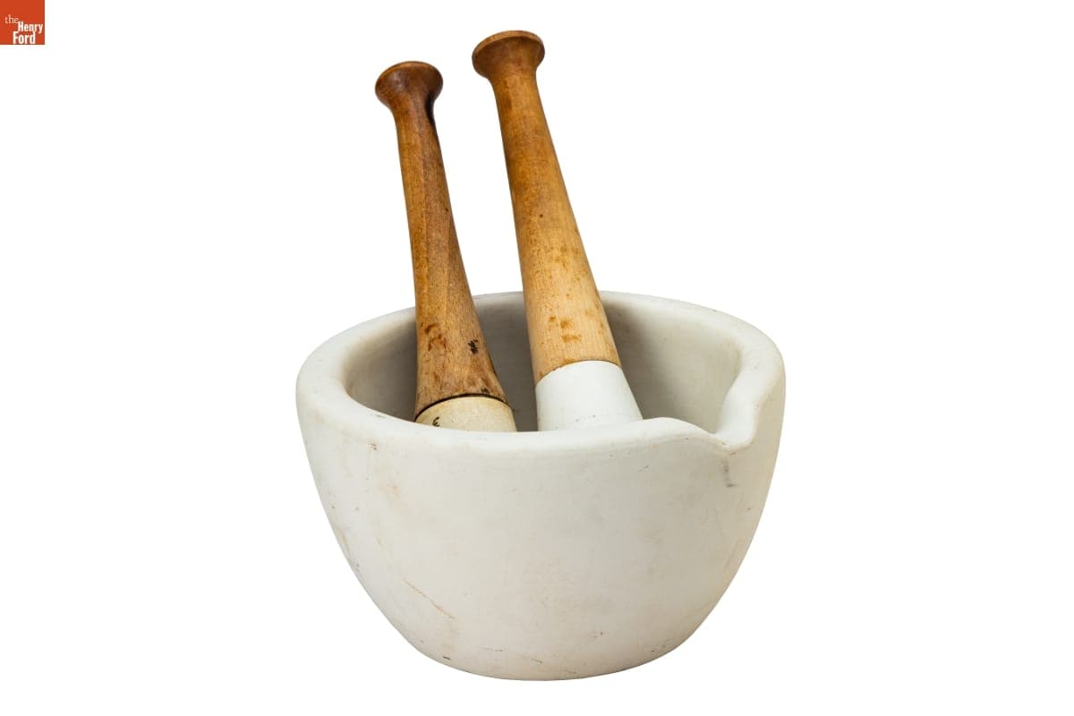 Mortar and Pestles, 1930-1940