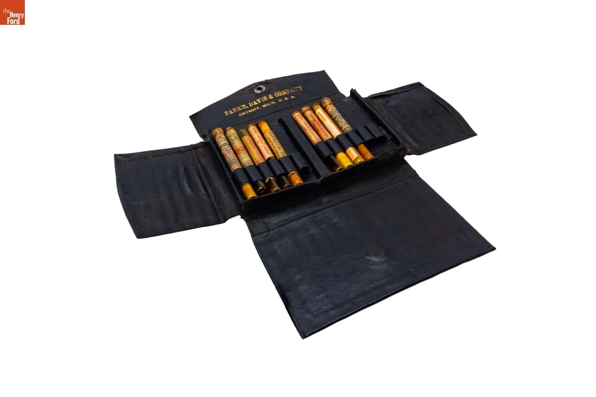 Veterinary Pharmaceutical Kit, 1910-1920