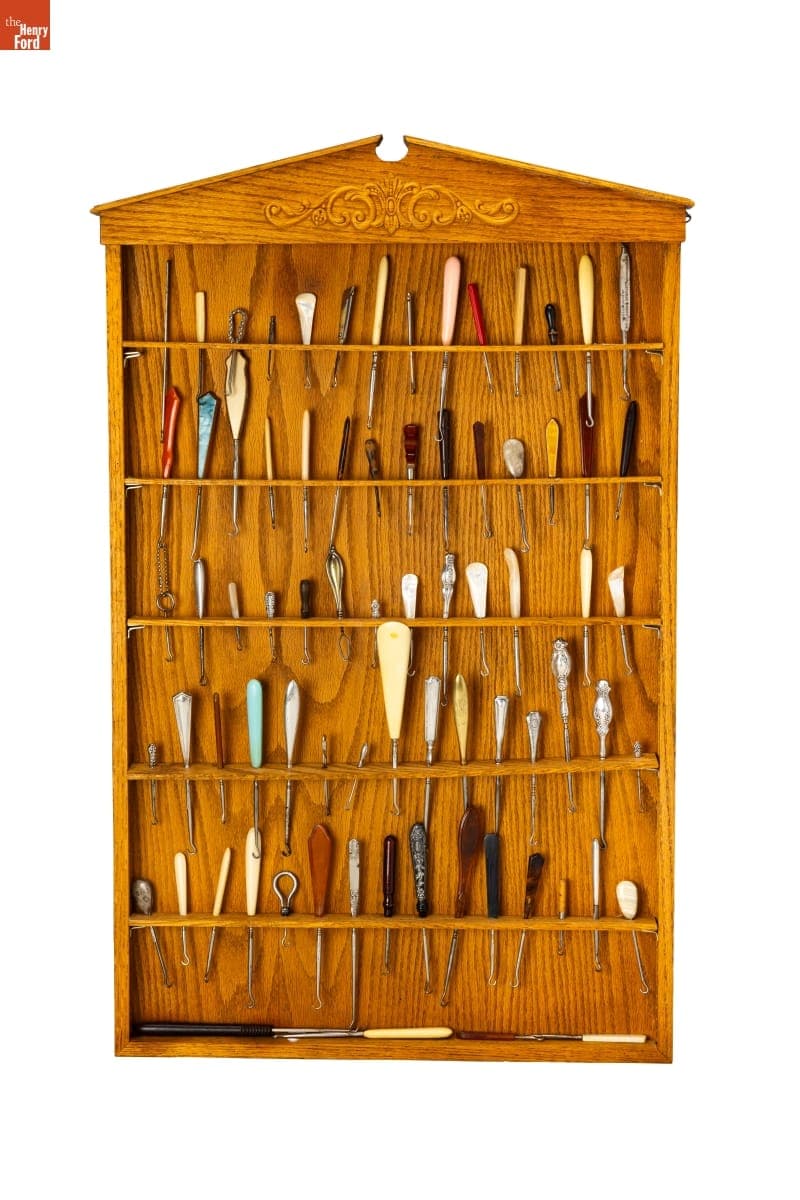 Buttonhook Collection