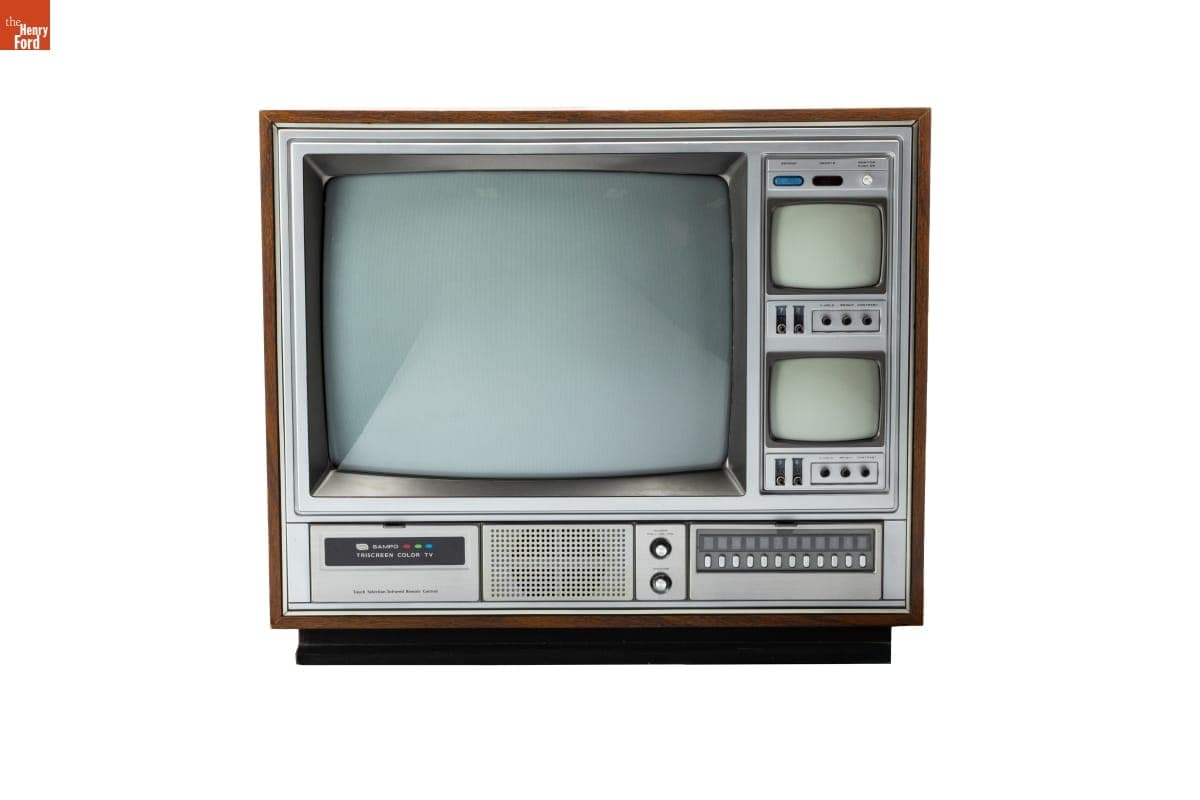 Sampo Tricolor Television with Remote, 1980