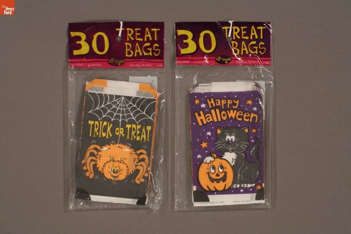Halloween Treat Bags, 1995