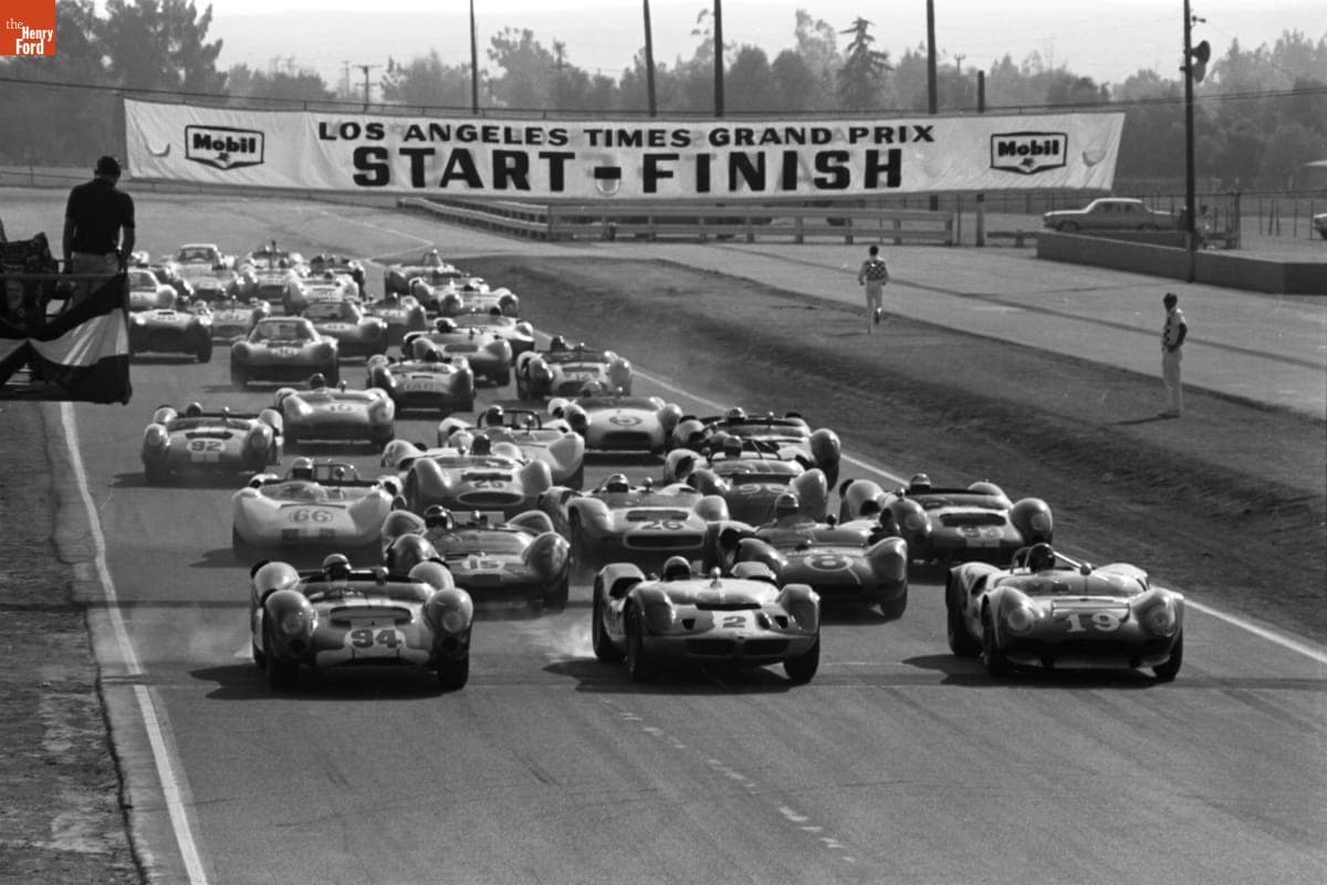Start of the Los Angeles Times Grand Prix Race, Riverside International Raceway, October 1964