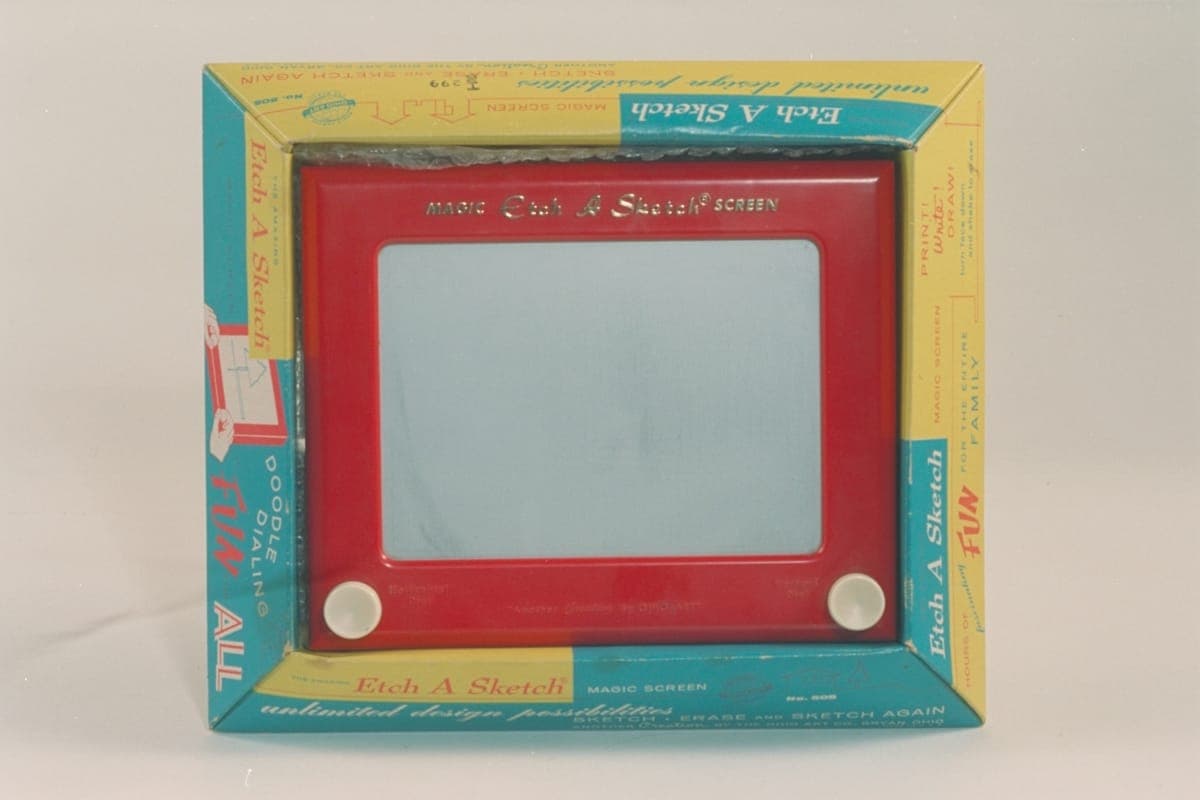 Etch-A-Sketch, 1961